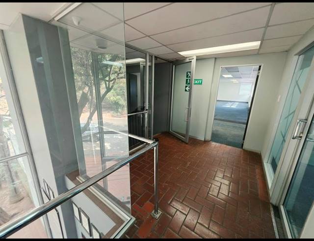 BUSINESS PROPERTY TO RENT IN MENLO PARK
